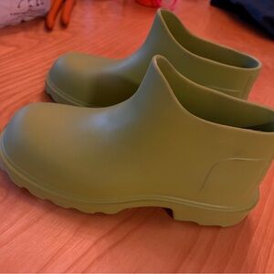 Rain boots for you! 9